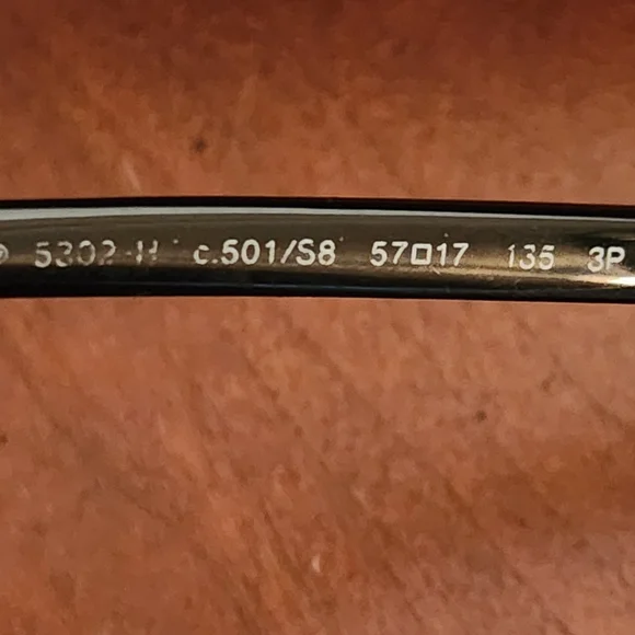 CHANEL CC Pearl Polarized Sunglasses 5302-H - Picture 6 of 10